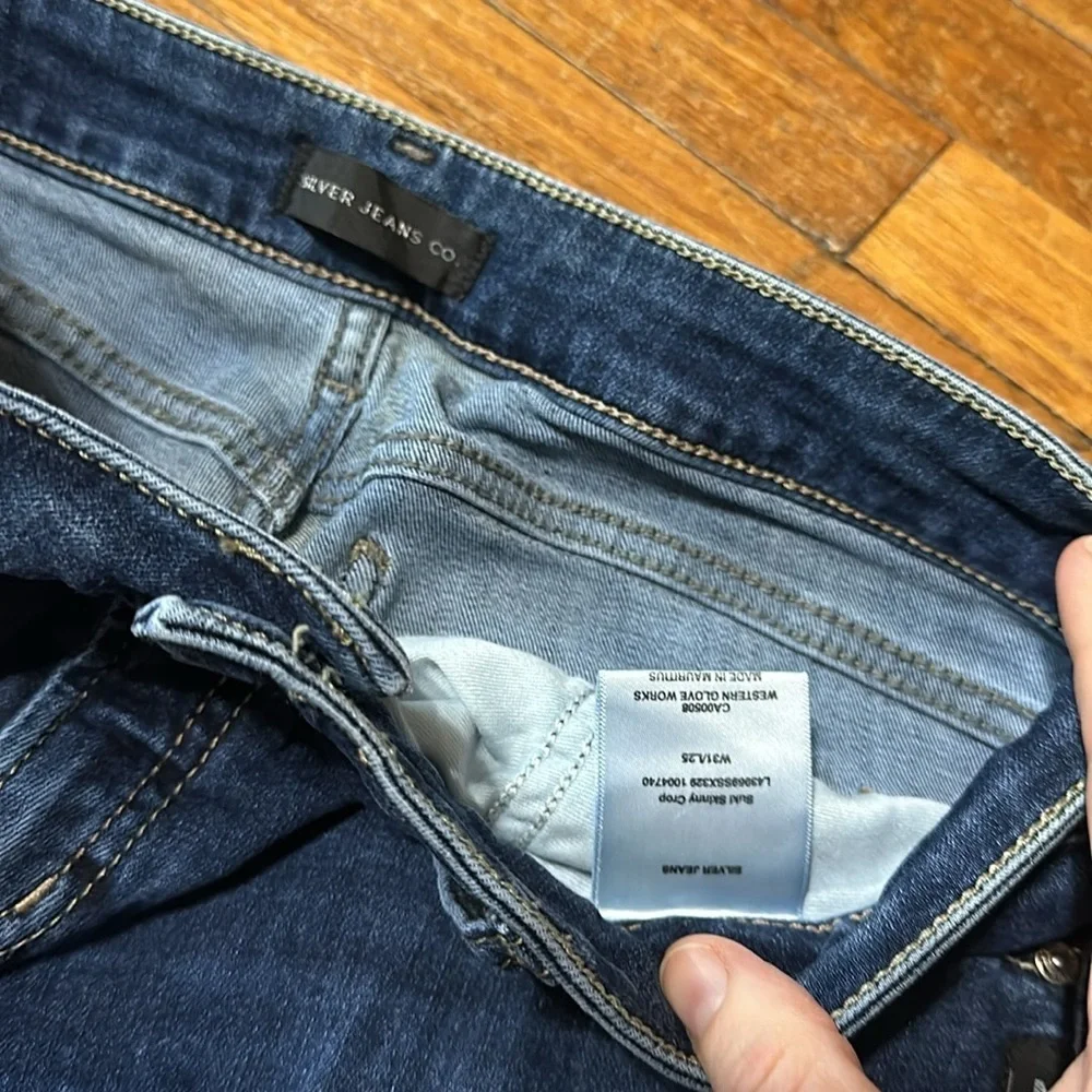 Silver Women’s “Suki” Skinny Crops, Sz 31 x 25 - Picture 2 of 4